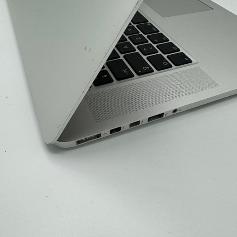 Begagnad MacBook Pro (Retina, 15-inch, Mid 2015)