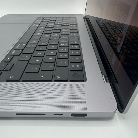 Begagnad - MacBook Pro MacBook Pro (16-inch, 2021) Begagnad Dator Begagnad MacBook Pro M1