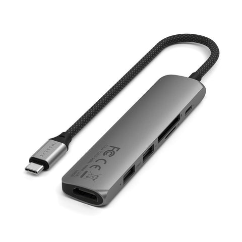 USB-C PD för laddning och kortläsare för SD och microSD.