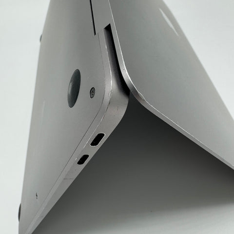 Begagnad - MacBook Air (Retina, 13-tum, 2019) Begagnad Dator Begagnad - MacBook Air 2019