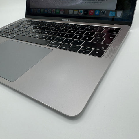Begagnad Dator Begagnad - MacBook Air 2019. Laddare ingår