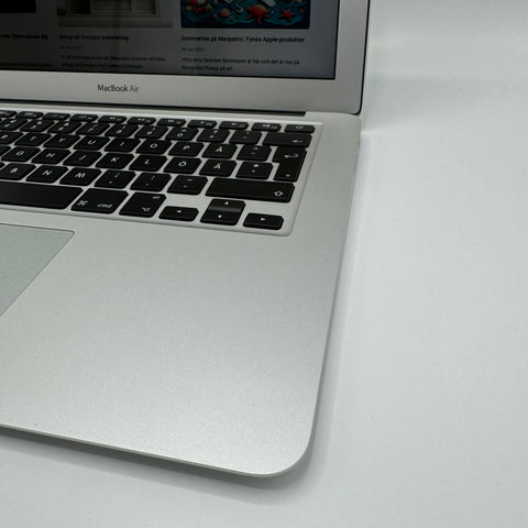 Begagnad - MacBook Air (13 tum, 2017)