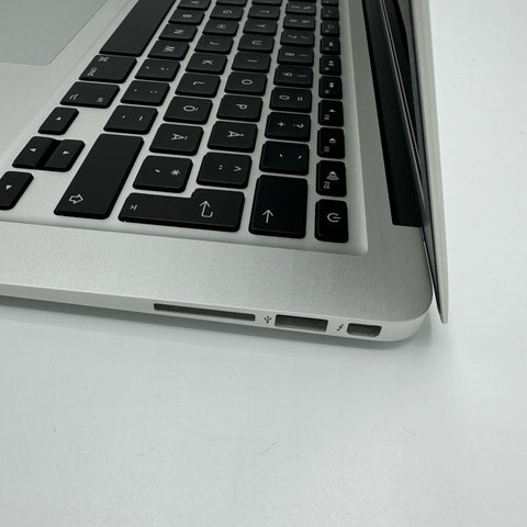 Begagnad - MacBook Air (13 tum, 2017)