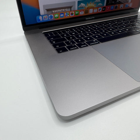Begagnad - MacBook Pro (15-inch, 2017) Space gray