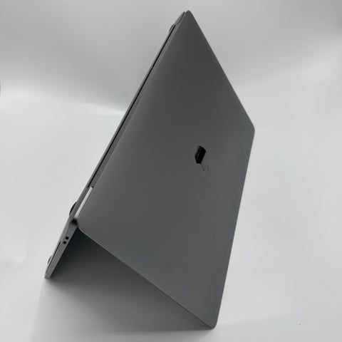 Begagnad - MacBook Pro (16-inch, 2019) Space gray Begagnad Dator Begagnad - MacBook Pro 16 (16-inch, 2019) Space gray