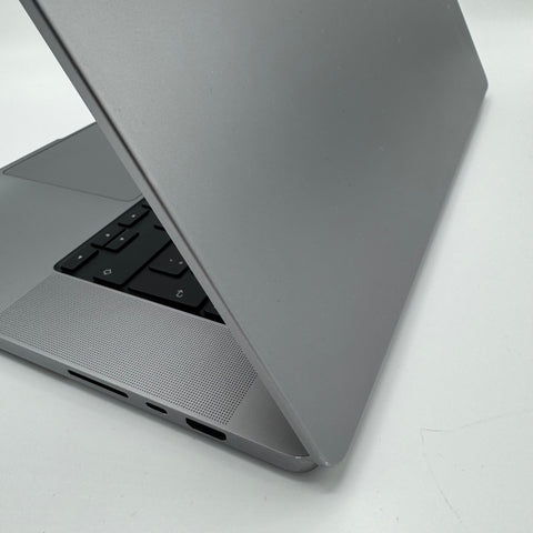 Begagnad - MacBook Pro MacBook Pro (16-inch, 2021, M1) Begagnad Dator Begagnad - MacBook Pro (16-inch, 2019) 