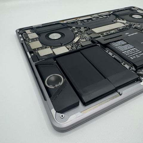 Batteribyte MacBook Pro 2016-2023 Service Batteribyte MacBook Pro | Ingen tidsbokning | Expressval | Inskickning