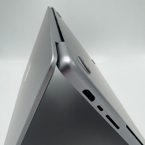 Begagnad - MacBook Pro MacBook Pro (16-inch, 2021) Begagnad Dator Begagnad MacBook Pro M1