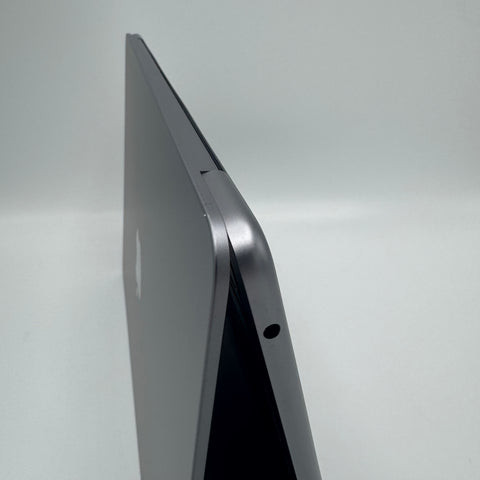 Begagnad MacBook Air (13 tum, M2, 2022)