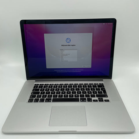 Begagnad - MacBook Pro 15" (mitten 2015) Begagnad Dator Begagnad - MacBook Pro 15" (mitten 2015)- begagnad mac stockholm