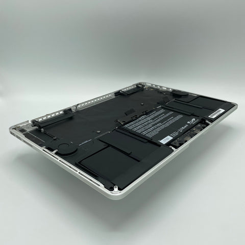 Byte av tangentbord och topcase Macbook Pro  2012-2015 inkl batteri  