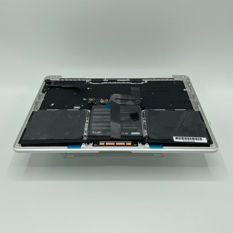Byte av tangentbord och topcase Macbook Pro  2016-2020 inkl batteri  Byte av tangentbord Macbook Pro  2016-2020 - Tröga tangenter