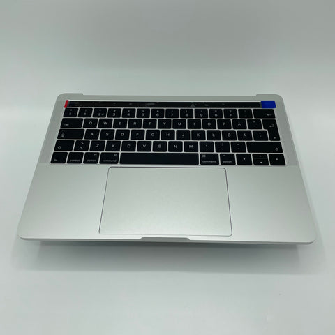 Byte av tangentbord och topcase Macbook Pro  2016-2020 inkl batteri  Byte av tangentbord Macbook Pro  2016-2020 - Tröga tangenter
