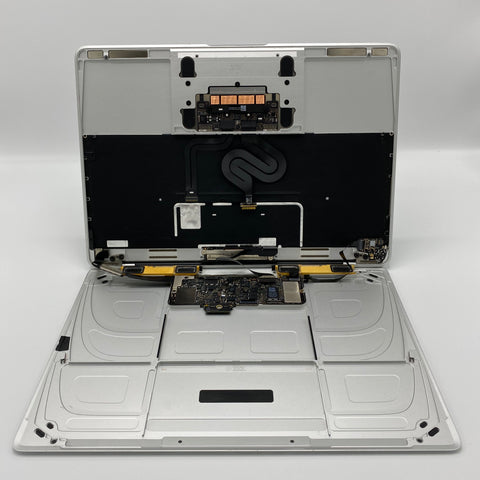Batteribyte MacBook 12 Batteri Batteribyte Macbook 12" - Lämna in hos Macpatric
